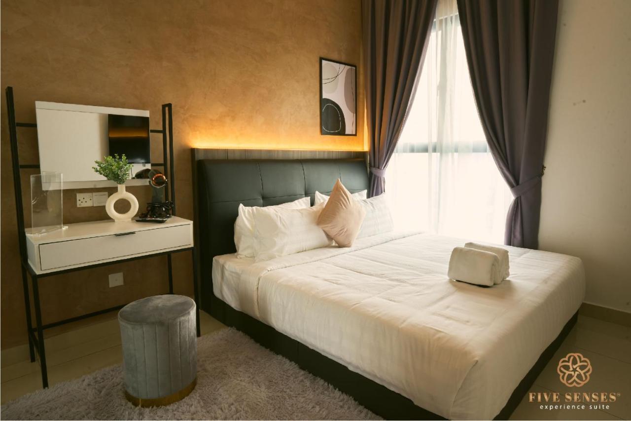 Trion Kuala Lumpur By Five Senses Apartment Room photo