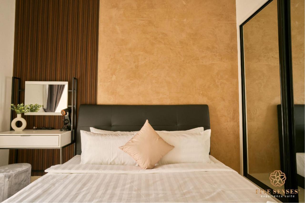 Trion Kuala Lumpur By Five Senses Apartment Room photo